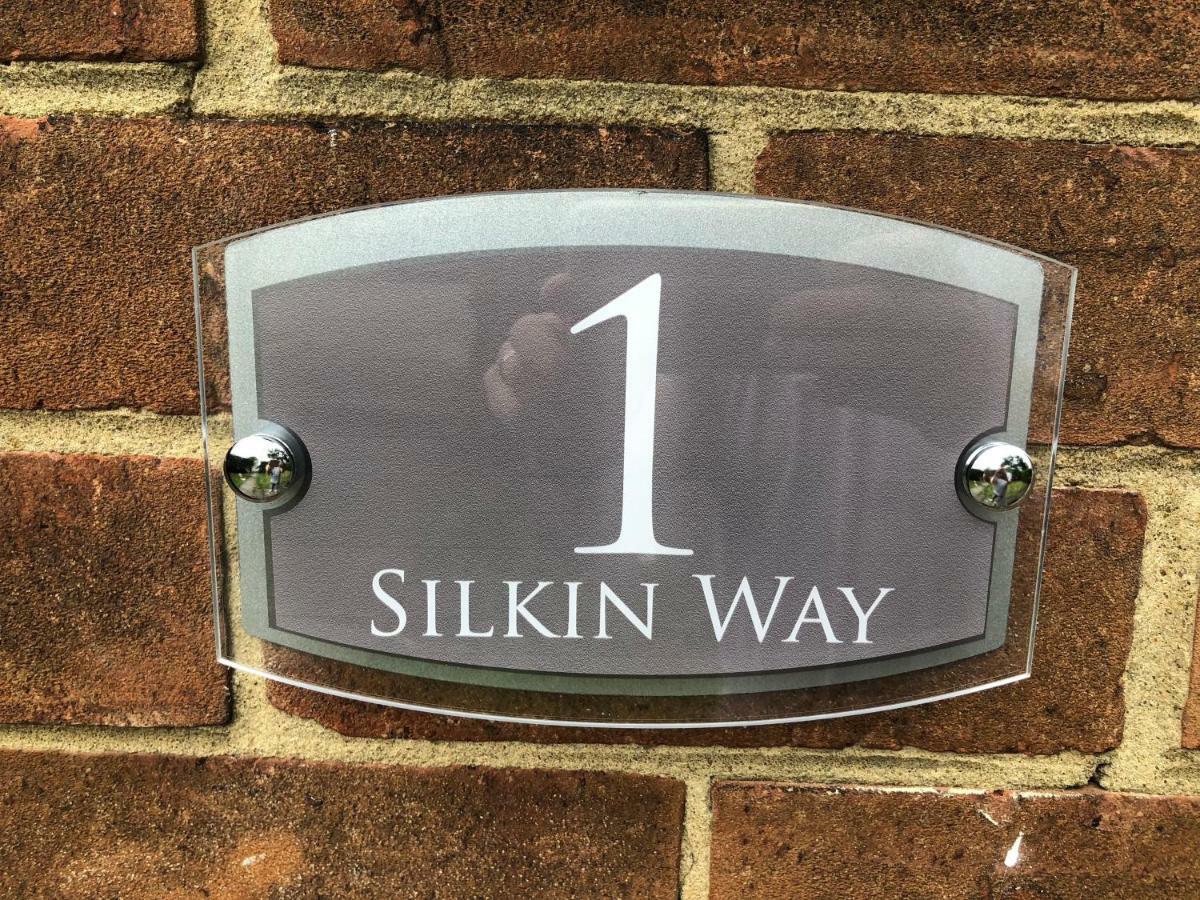ניוטון אייקליף 1 Silkin Serviced Accommodation מראה חיצוני תמונה